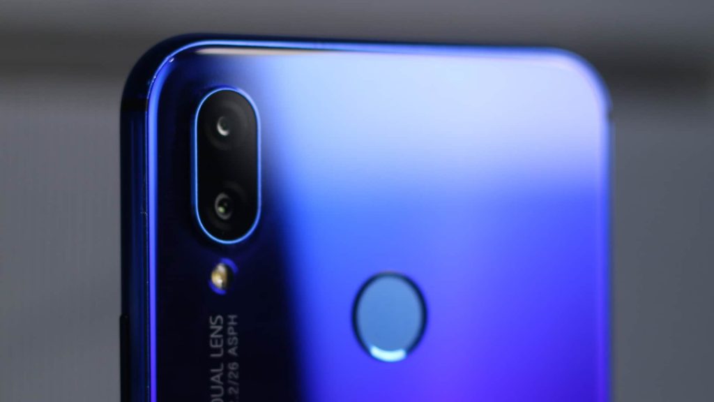 Huawei-nova-3_01-min-compressor 